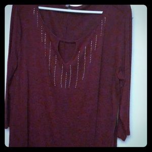 Burgundy top with key hole and silver details